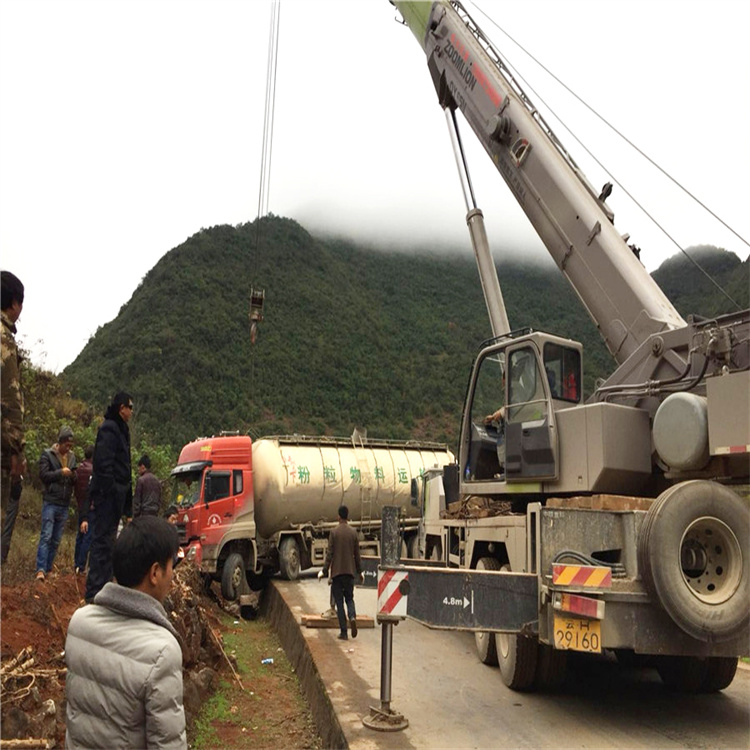 柳城吊车道路救援24小时